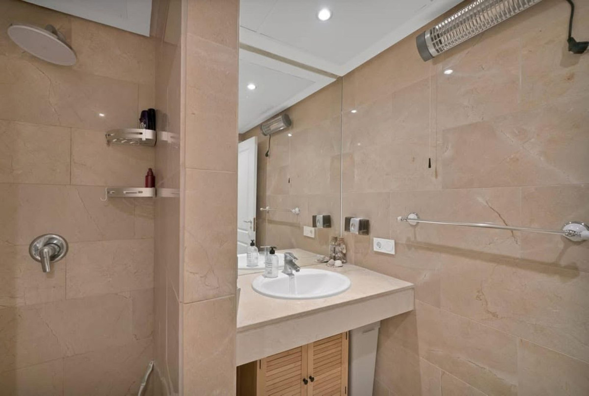 Appartement te koop in La Duquesa | 3 slaapkamers H5426518