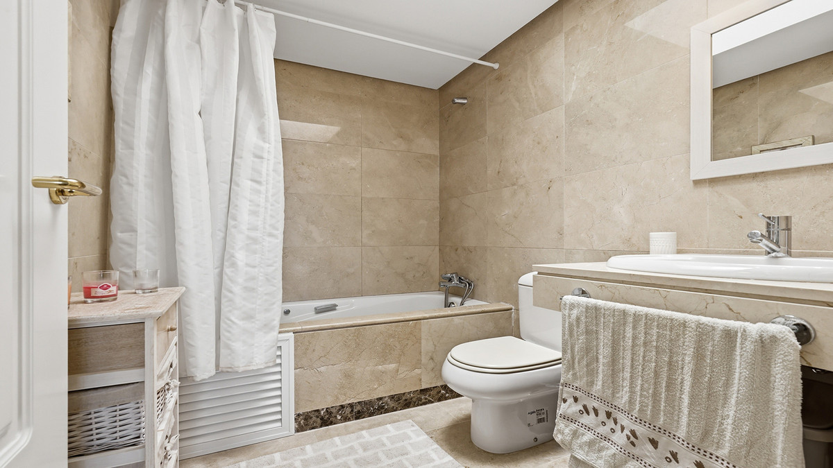 Huis te koop in La Duquesa | 2 slaapkamers H5427352