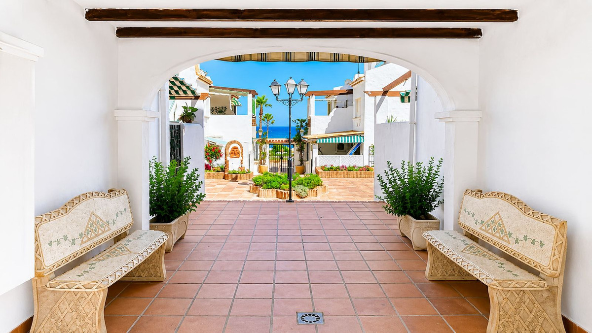 Huis te koop in La Duquesa | 2 slaapkamers H5430304
