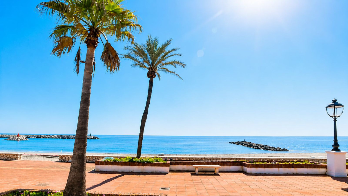Huis te koop in La Duquesa | 2 slaapkamers H5430304