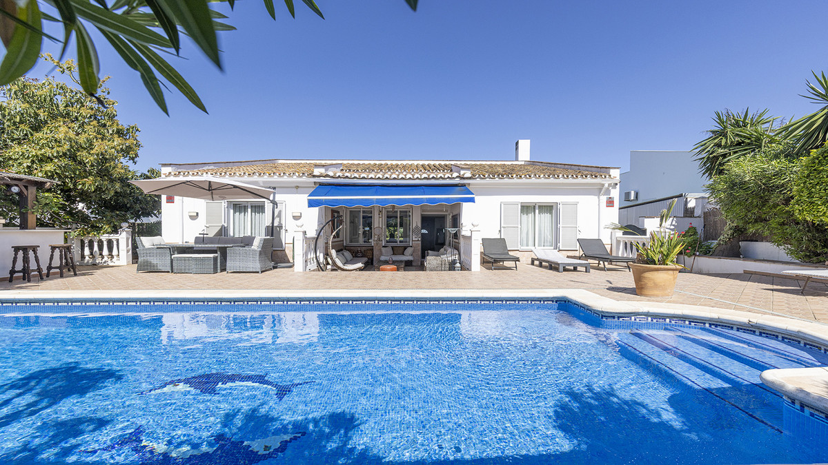 Appartement te koop in La Duquesa | 4 slaapkamers H5430634