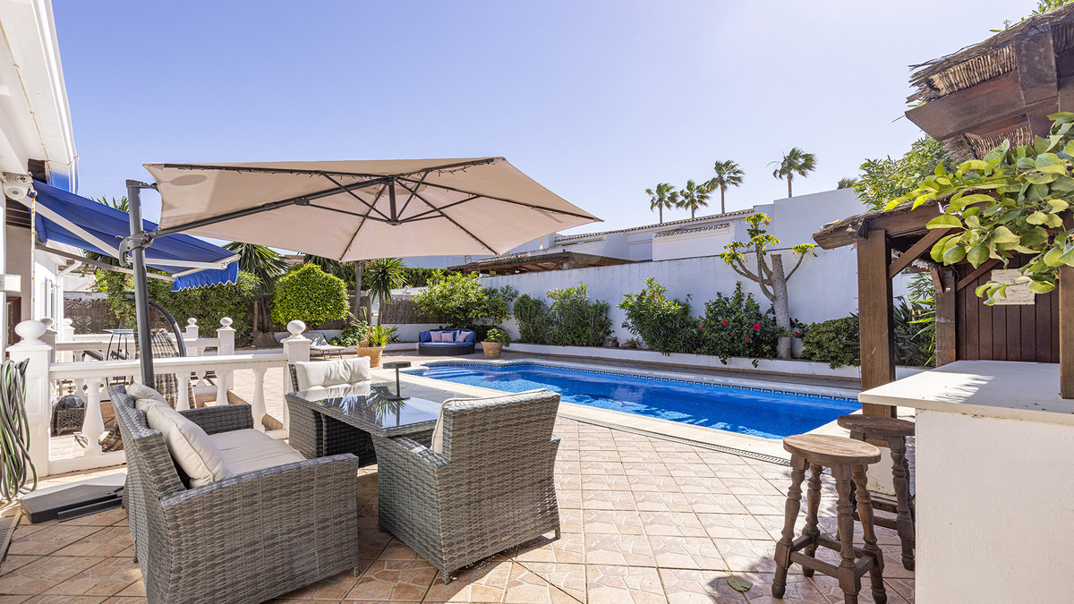 Appartement te koop in La Duquesa | 4 slaapkamers H5430634