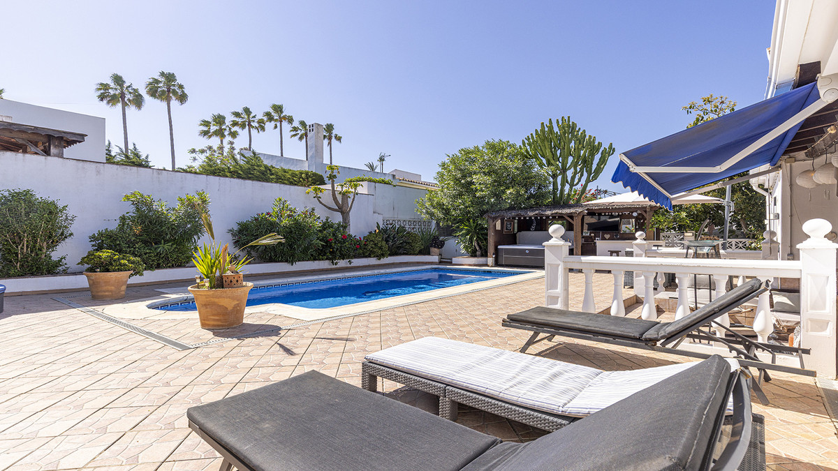 Appartement te koop in La Duquesa | 4 slaapkamers H5430634