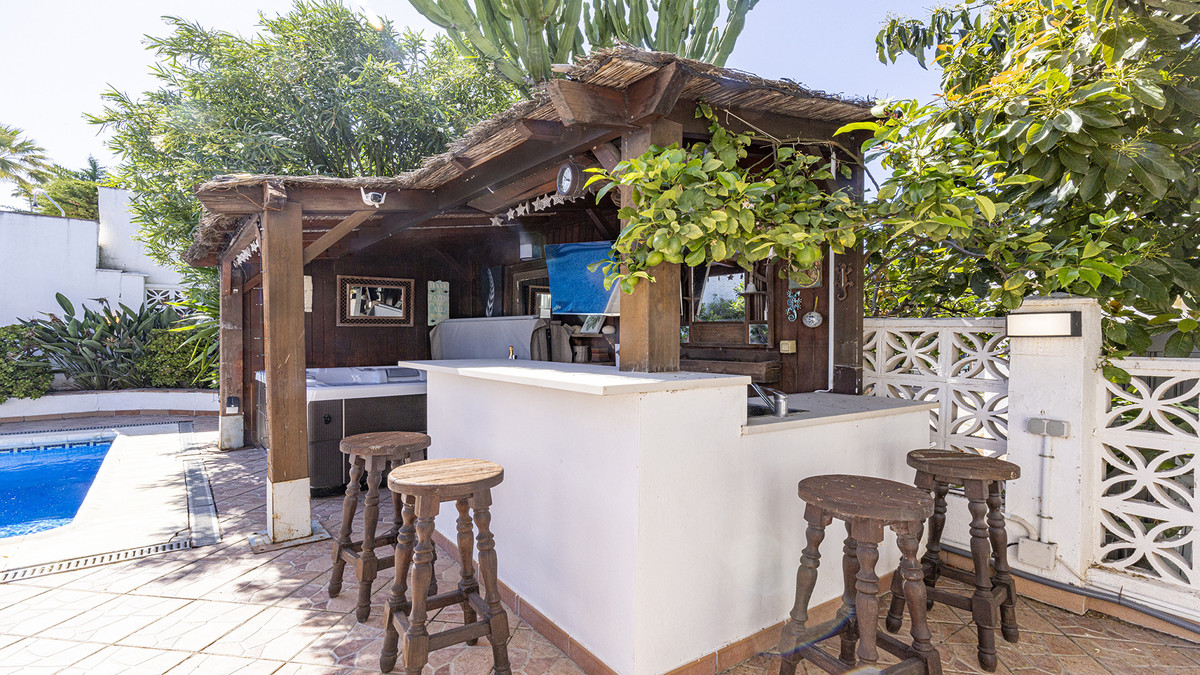 Appartement te koop in La Duquesa | 4 slaapkamers H5430634