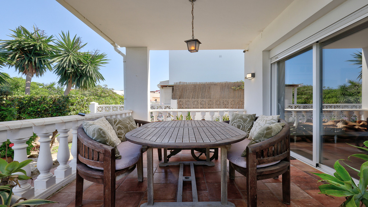 Appartement te koop in La Duquesa | 4 slaapkamers H5430634