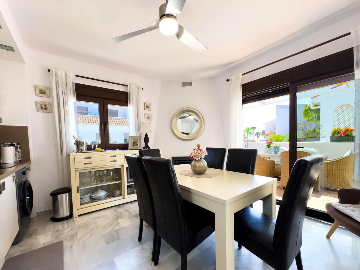Appartement te koop in La Duquesa | 2 slaapkamers H5436235