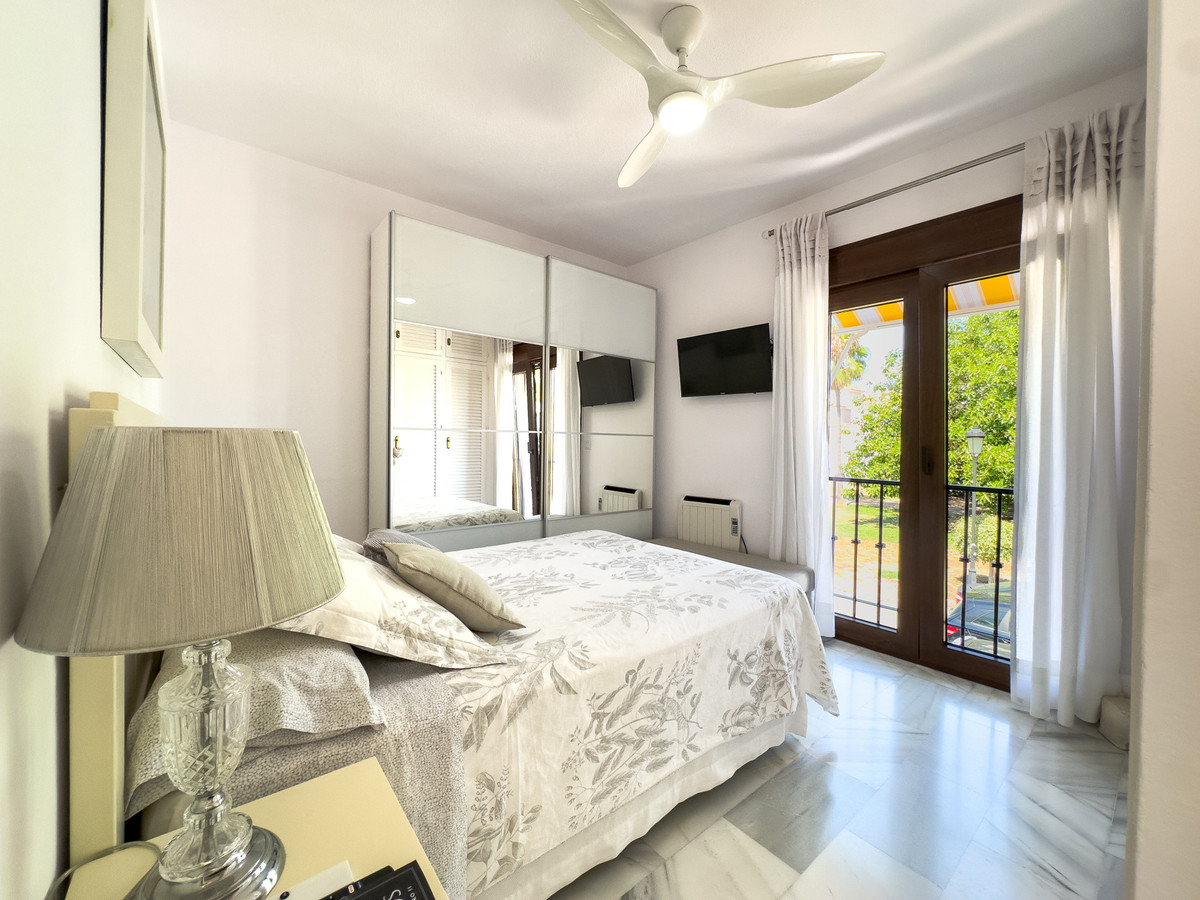 Appartement te koop in La Duquesa | 2 slaapkamers H5436235