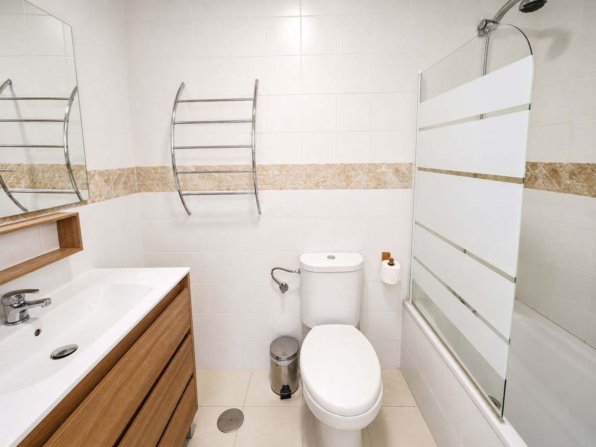 Appartement te koop in La Duquesa | 2 slaapkamers H5440522
