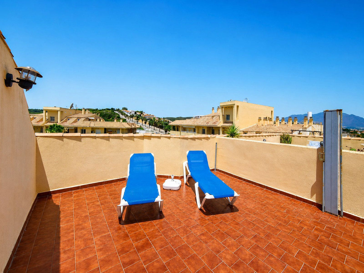 Appartement te koop in La Duquesa | 2 slaapkamers H5440522