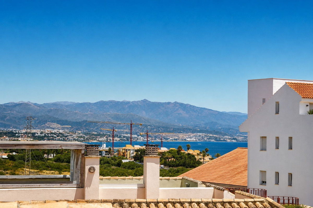 Appartement te koop in La Duquesa | 2 slaapkamers H5440522