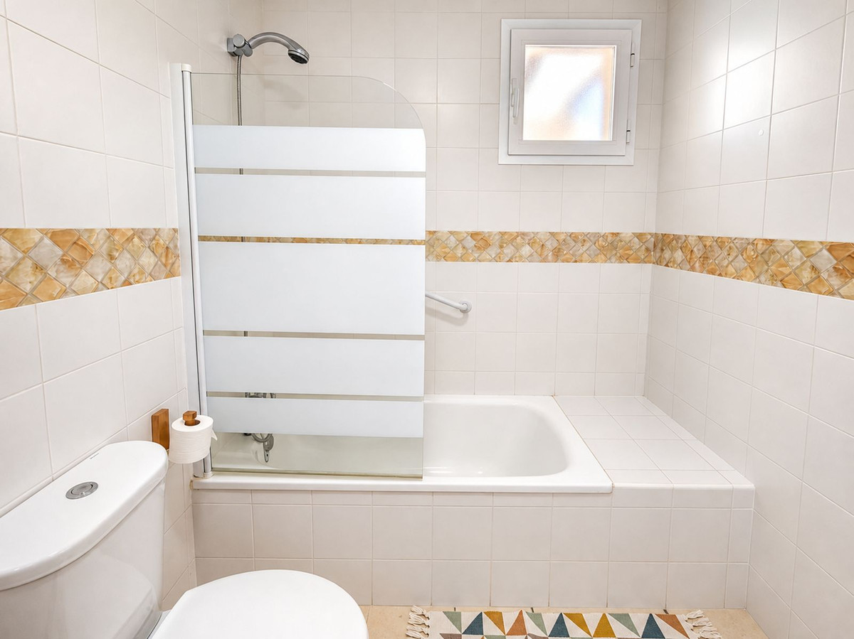 Appartement te koop in La Duquesa | 2 slaapkamers H5440522