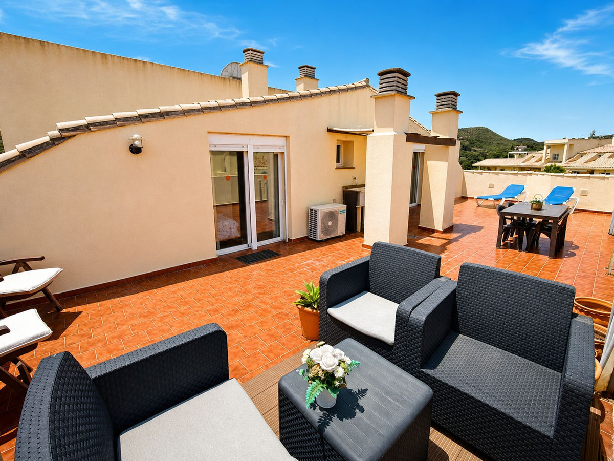 Appartement te koop in La Duquesa | 2 slaapkamers H5440522