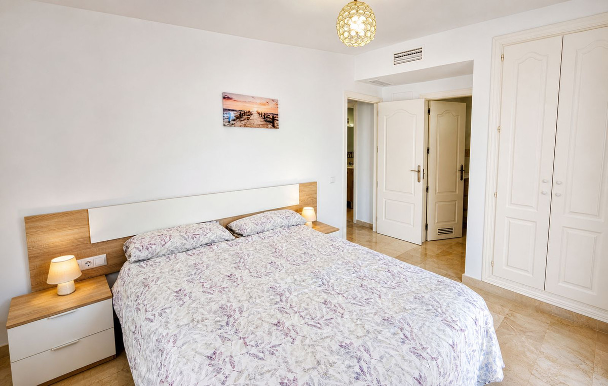 Appartement te koop in La Duquesa | 2 slaapkamers H5440522