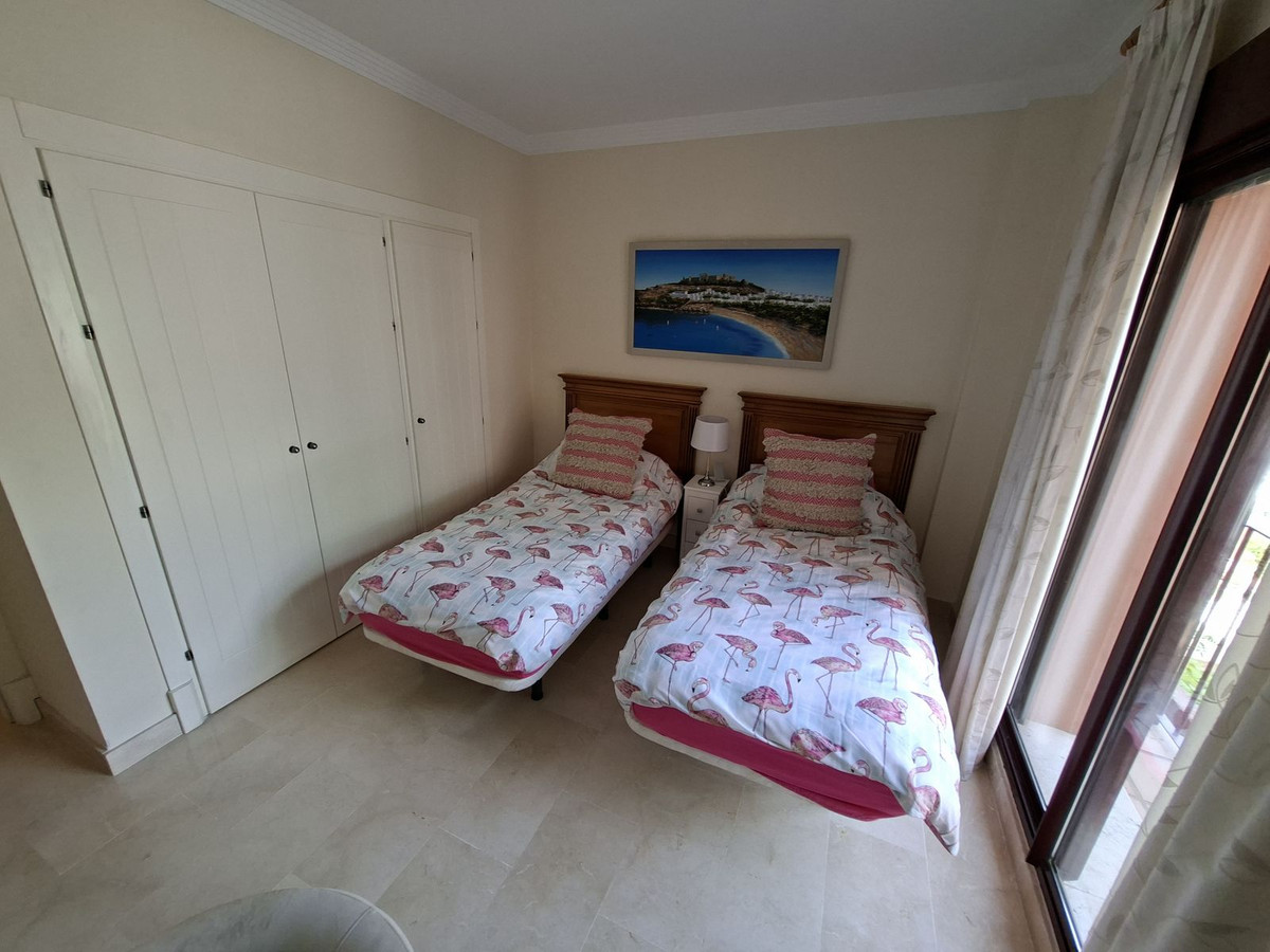 Appartement te koop in La Duquesa | 2 slaapkamers H5441764