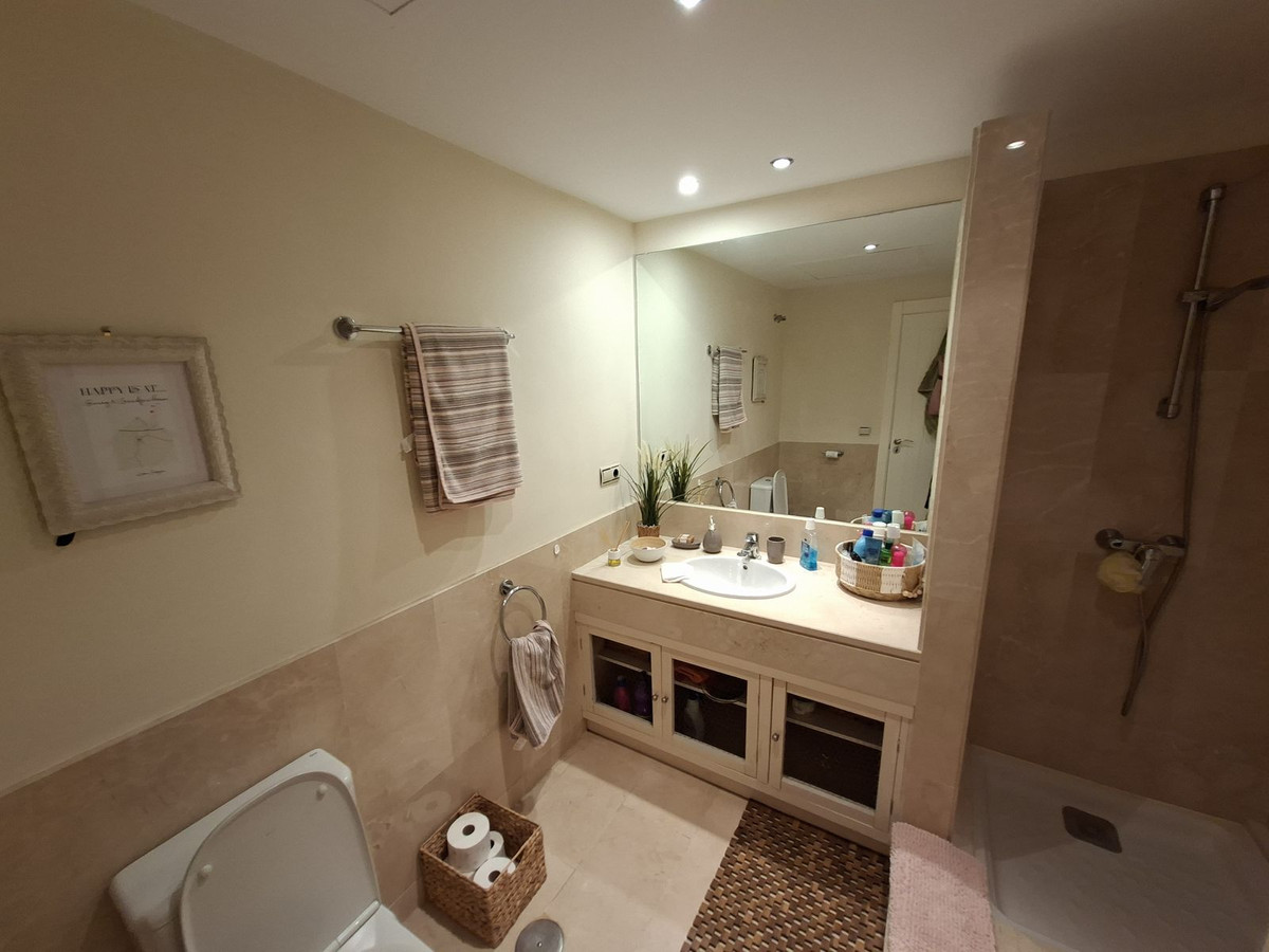 Appartement te koop in La Duquesa | 2 slaapkamers H5441764
