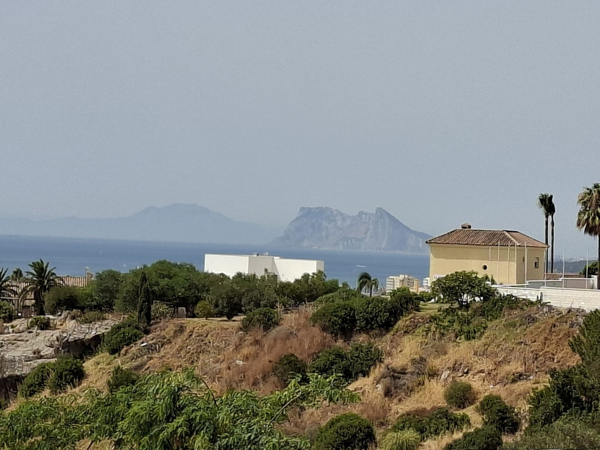 Appartement te koop in La Duquesa | 2 slaapkamers H5441764