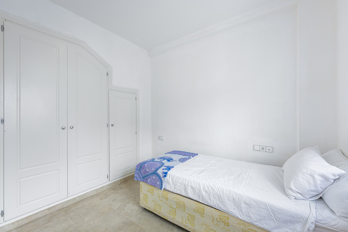 Grond te koop in La Duquesa | 2 slaapkamers H5447161