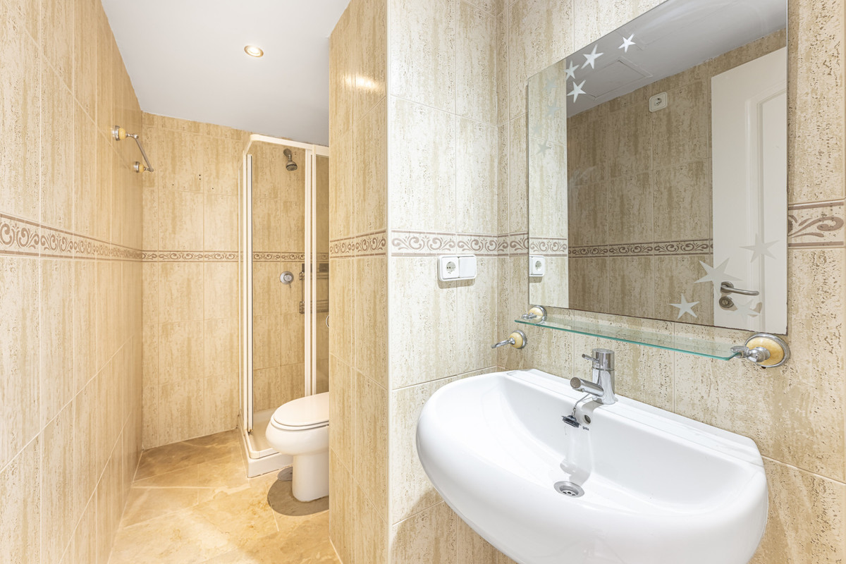Grond te koop in La Duquesa | 2 slaapkamers H5447161