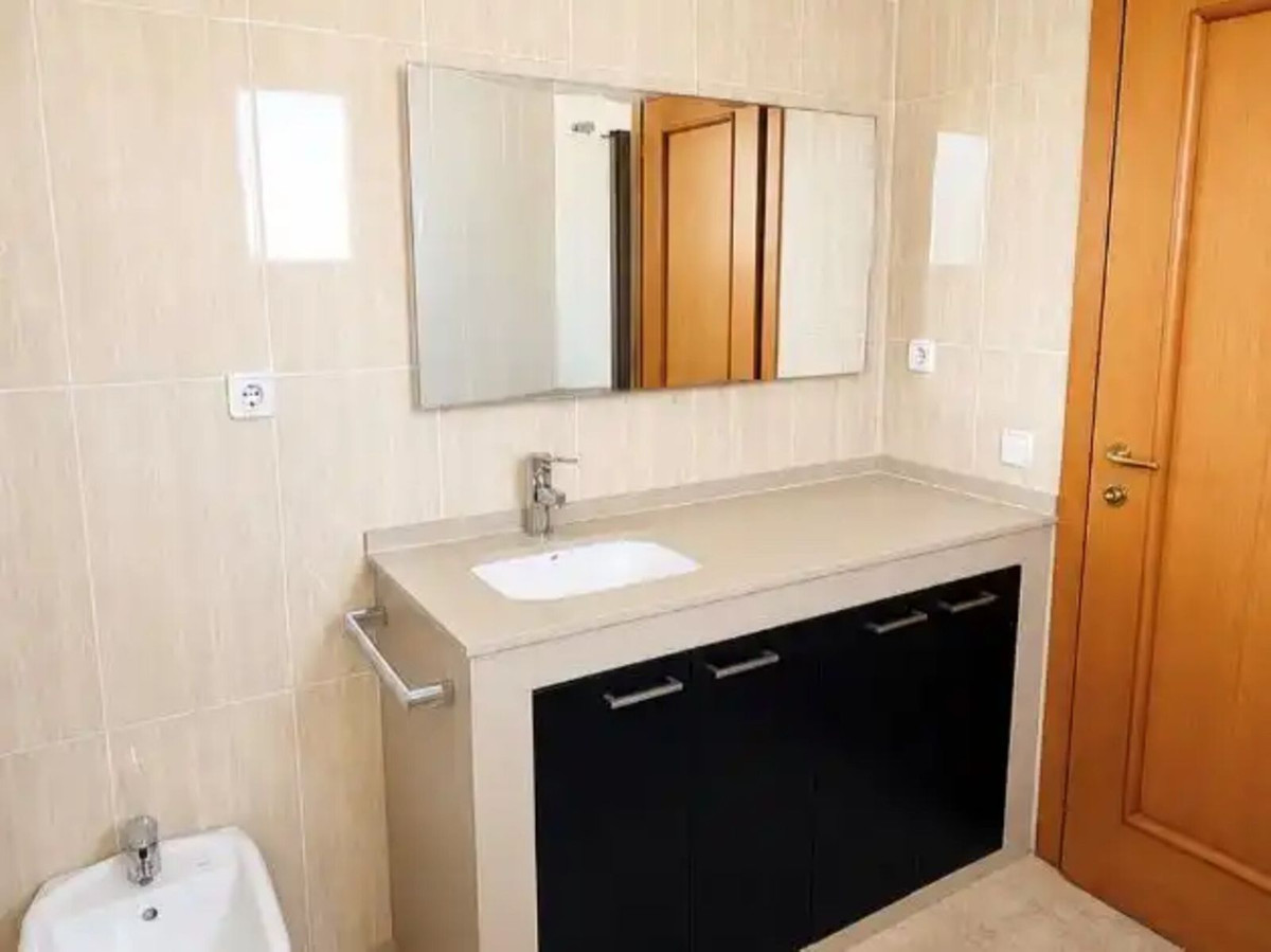 Appartement te koop in La Duquesa | 3 slaapkamers H5461477
