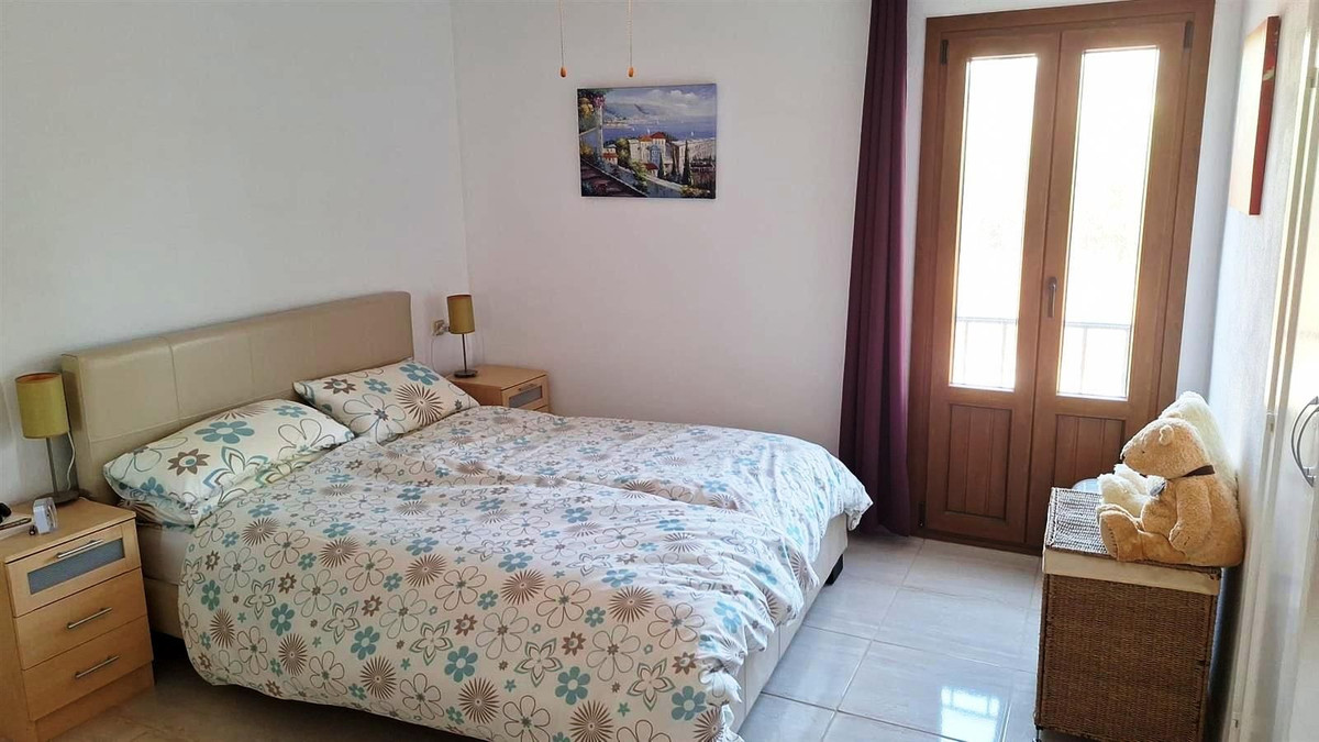 Huis te koop in La Duquesa | 3 slaapkamers H5462104