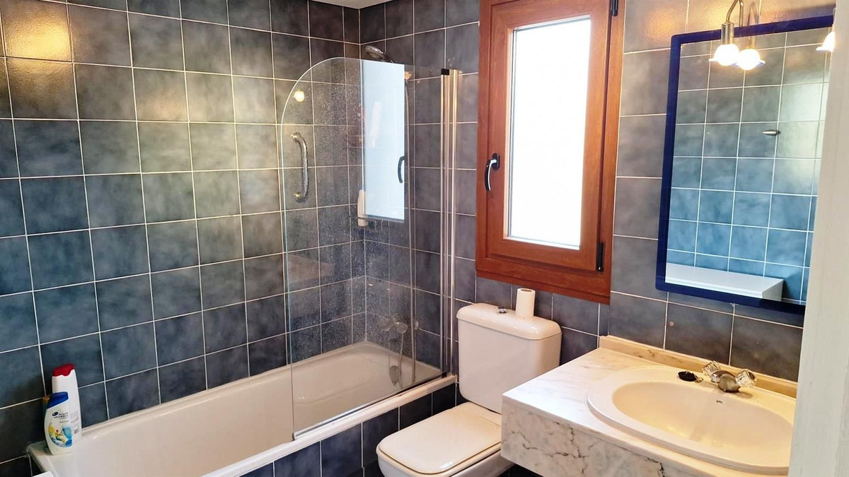Huis te koop in La Duquesa | 3 slaapkamers H5462104