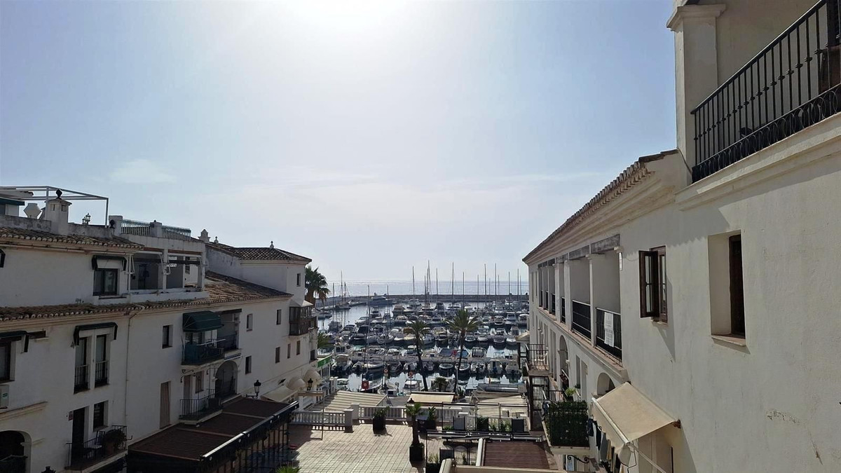 Huis te koop in La Duquesa | 3 slaapkamers H5462104