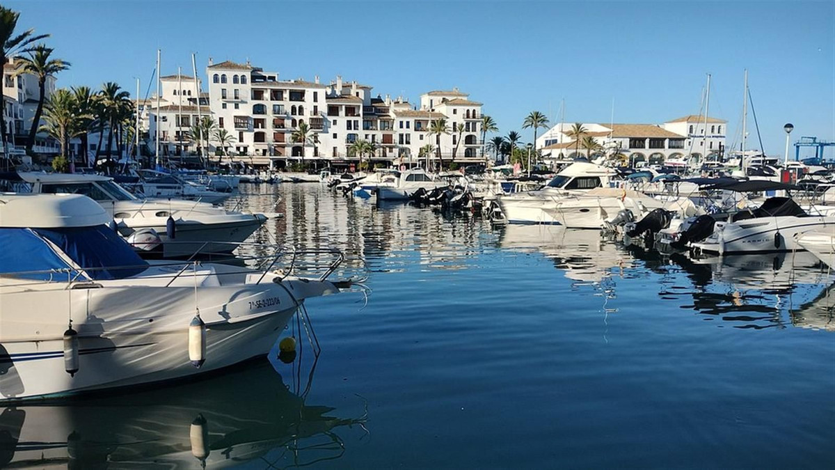 Huis te koop in La Duquesa | 3 slaapkamers H5462104
