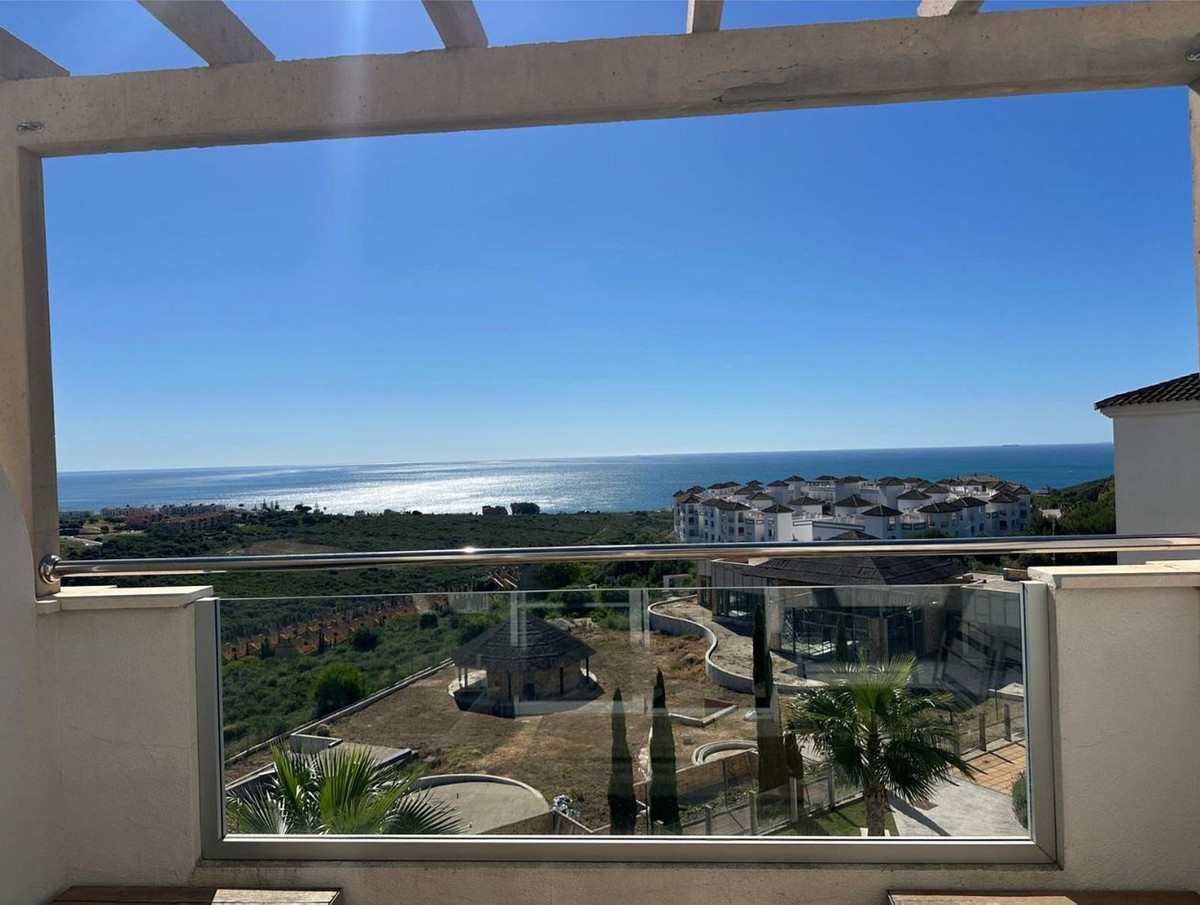 Appartement te koop in La Duquesa | 3 slaapkamers H5463040