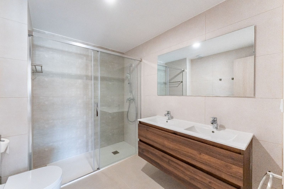 Appartement te koop in La Duquesa | 2 slaapkamers H5472475
