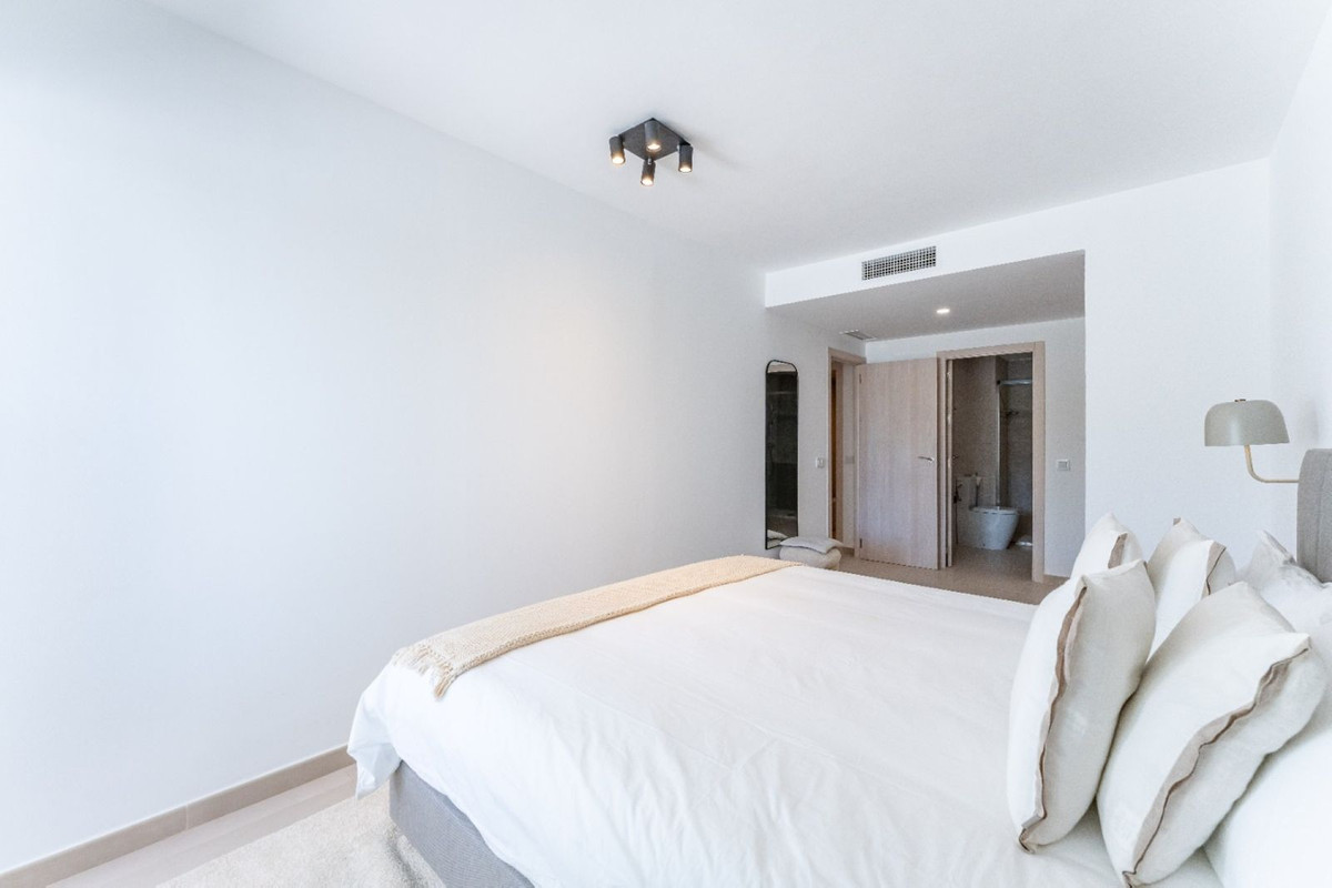 Appartement te koop in La Duquesa | 2 slaapkamers H5472475