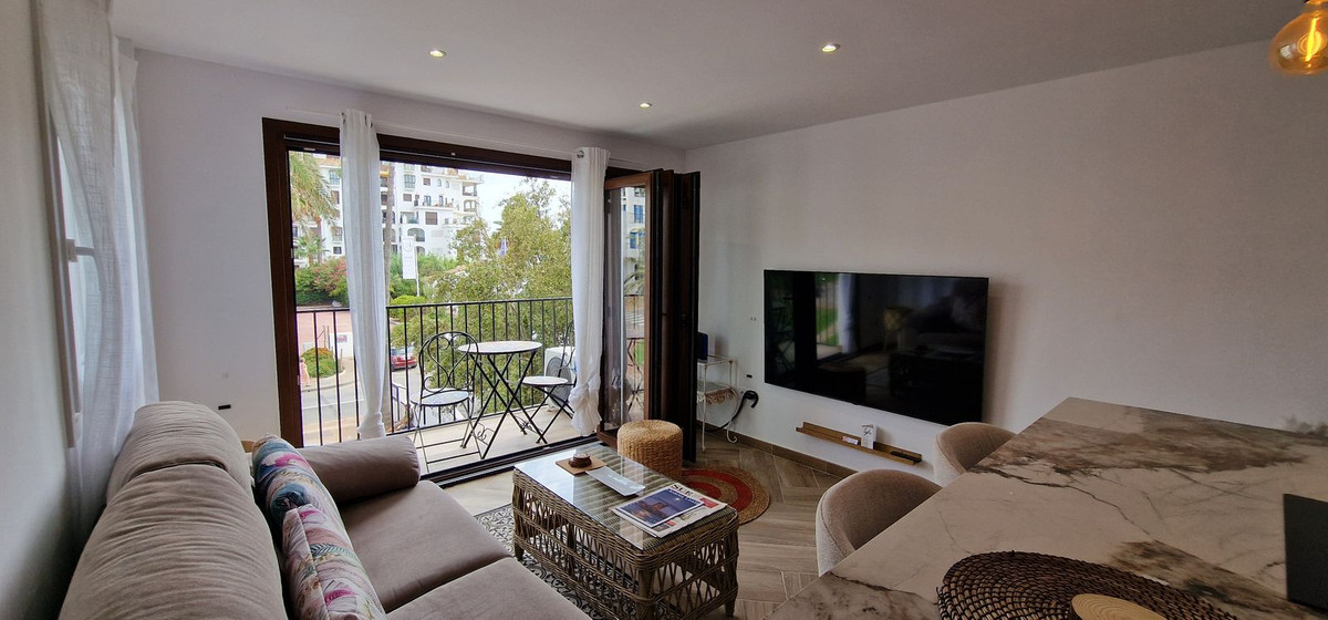 Appartement te koop in La Duquesa | 1 slaapkamers H5480461