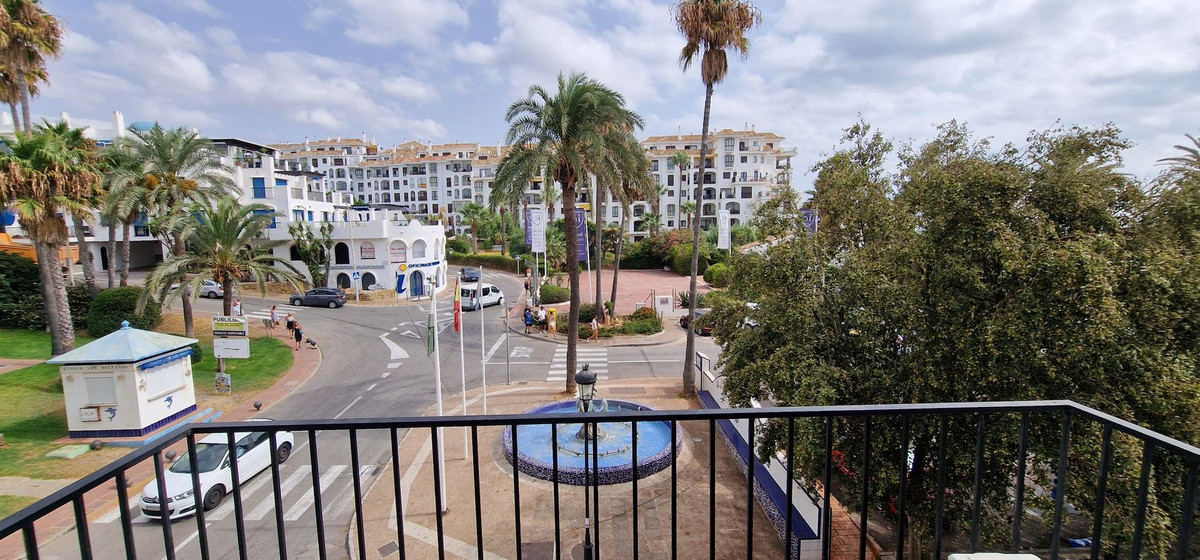Appartement te koop in La Duquesa | 1 slaapkamers H5480461