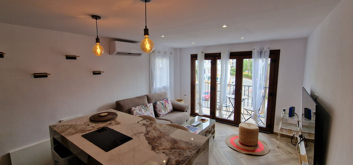 Appartement te koop in La Duquesa | 1 slaapkamers H5480461