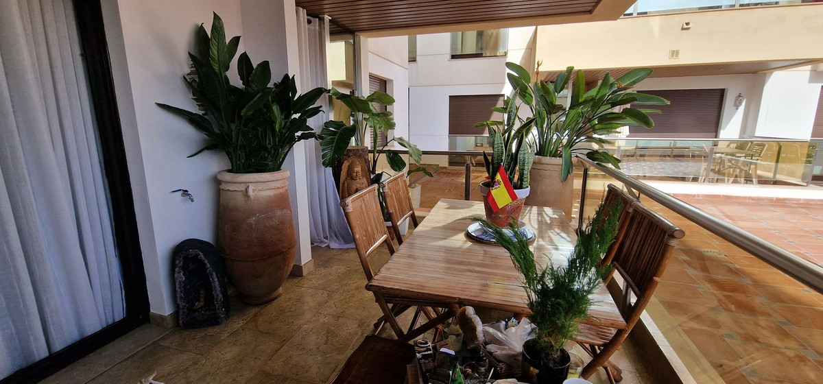 Appartement te koop in La Duquesa | 2 slaapkamers H5480467