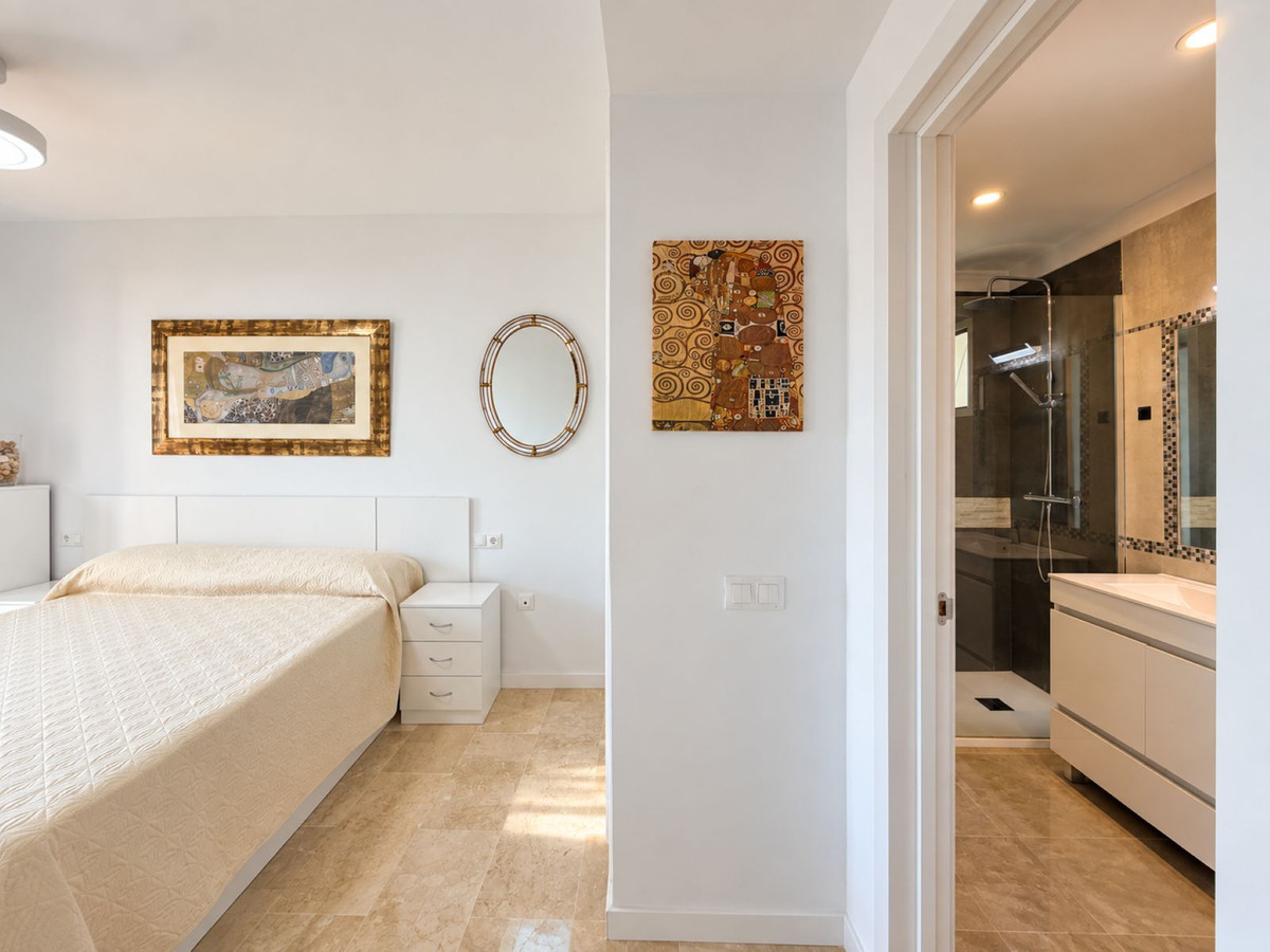 Percelen te koop in La Duquesa | 2 slaapkamers H5481511