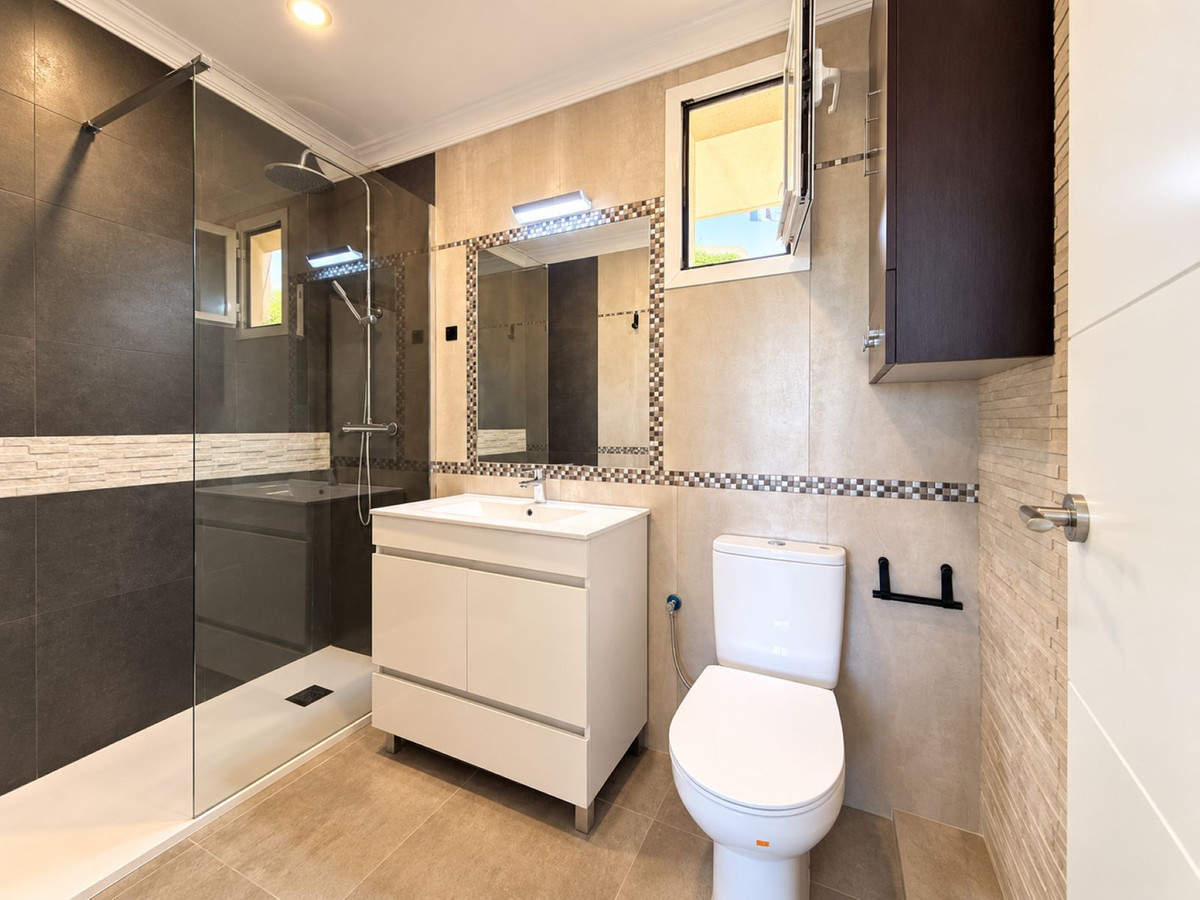 Percelen te koop in La Duquesa | 2 slaapkamers H5481511