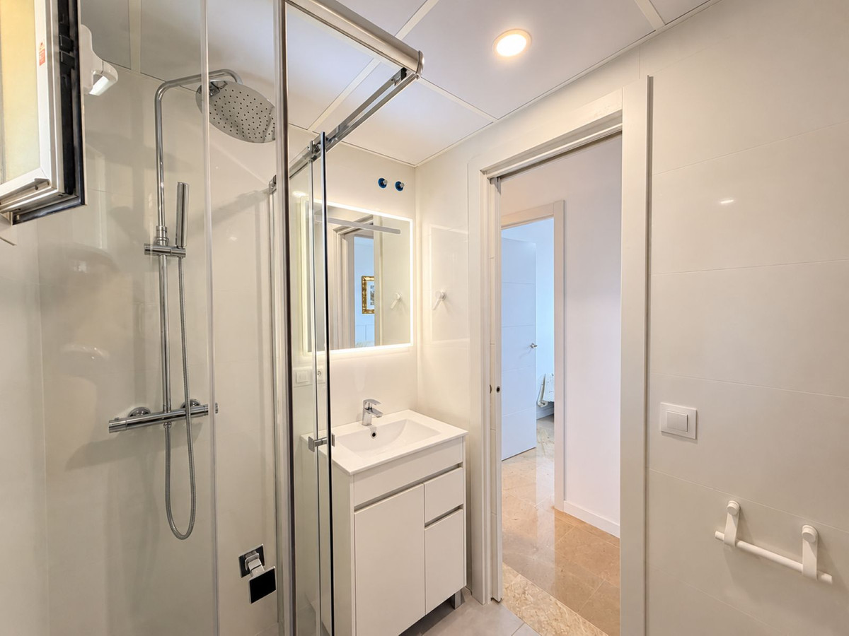 Percelen te koop in La Duquesa | 2 slaapkamers H5481511