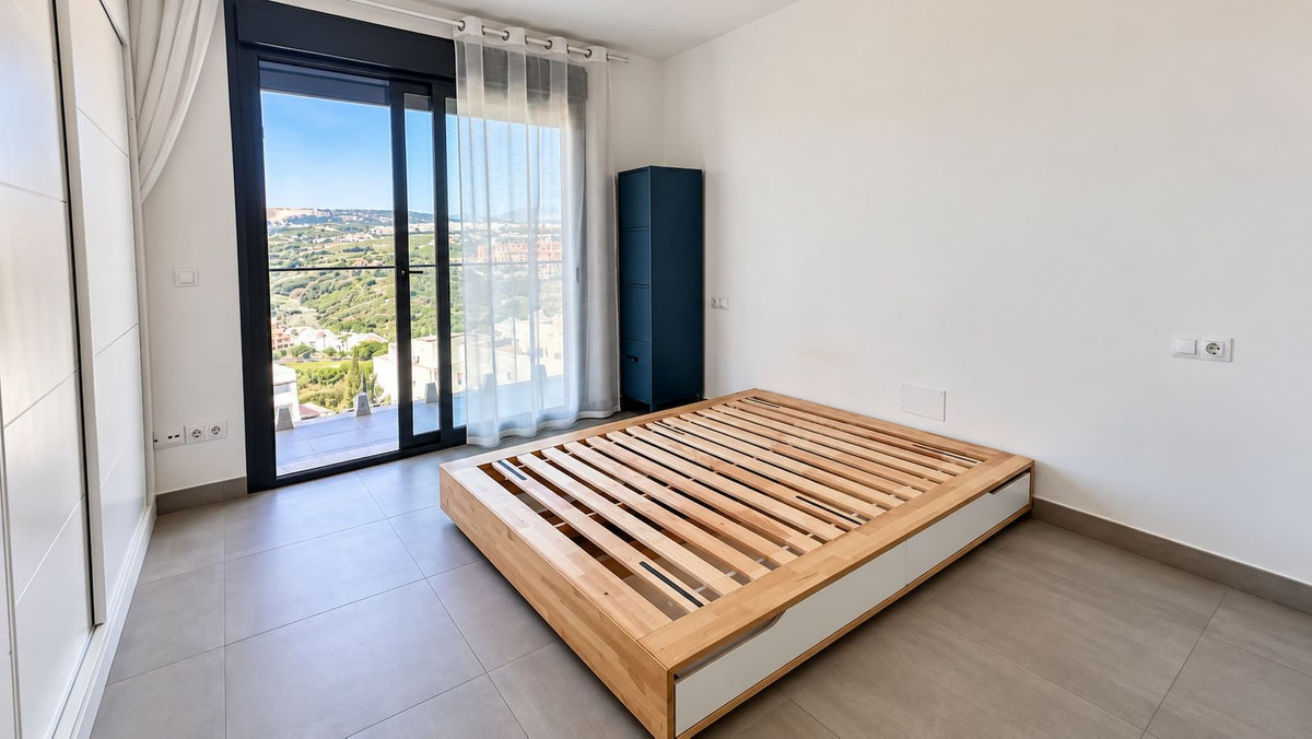 Appartement te koop in La Duquesa | 2 slaapkamers H5486416