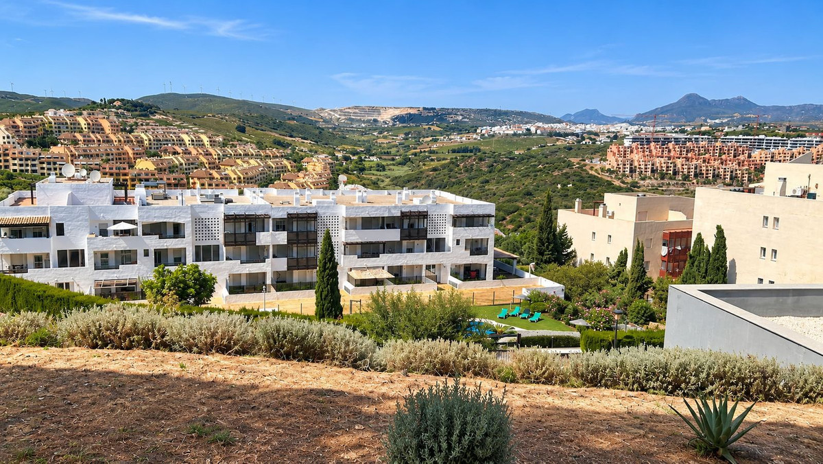 Appartement te koop in La Duquesa | 2 slaapkamers H5486416