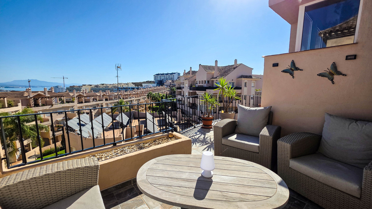 Appartement te koop in La Duquesa | 3 slaapkamers H5487910