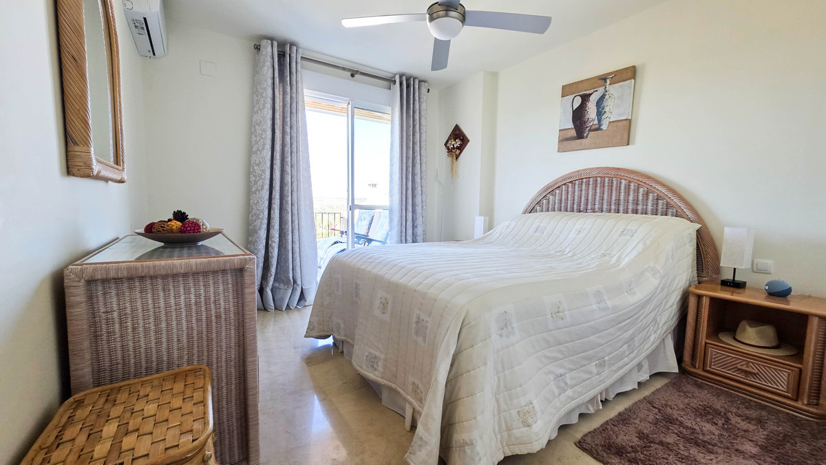 Appartement te koop in La Duquesa | 3 slaapkamers H5487910