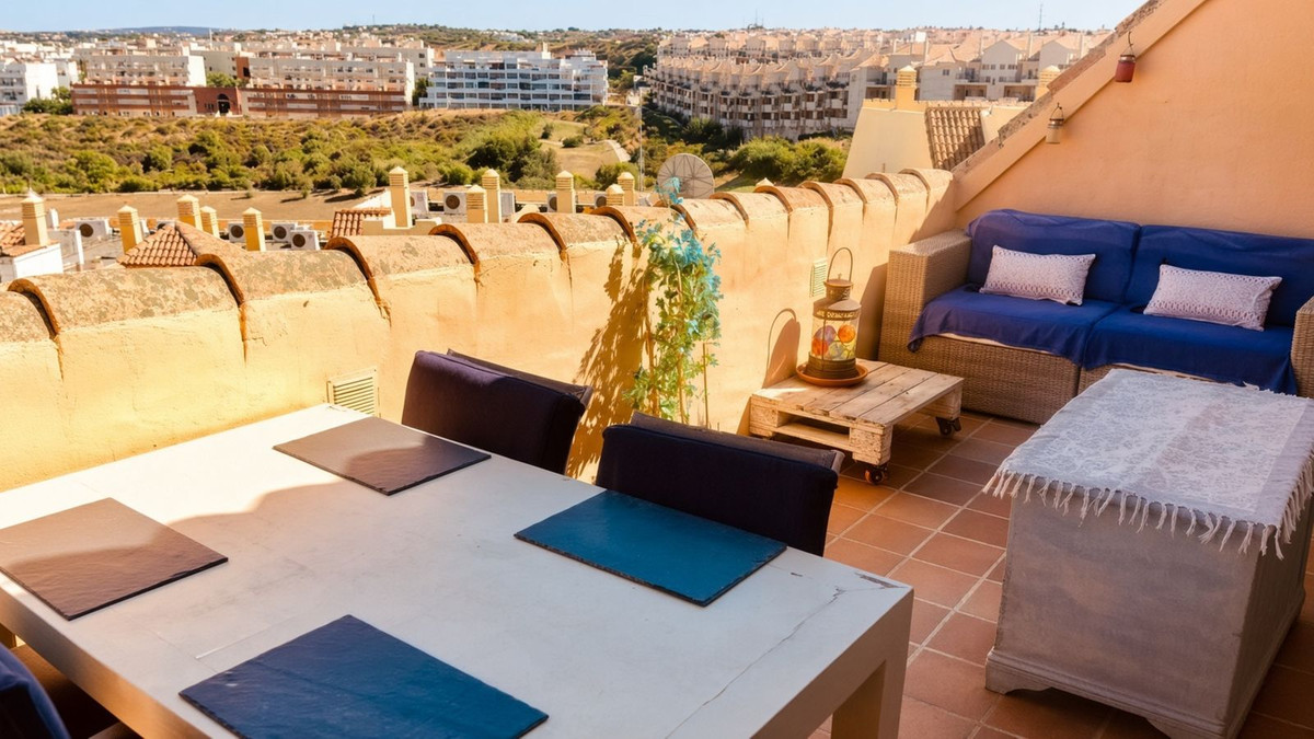 Penthouse te koop in La Duquesa | 2 slaapkamers H5489965