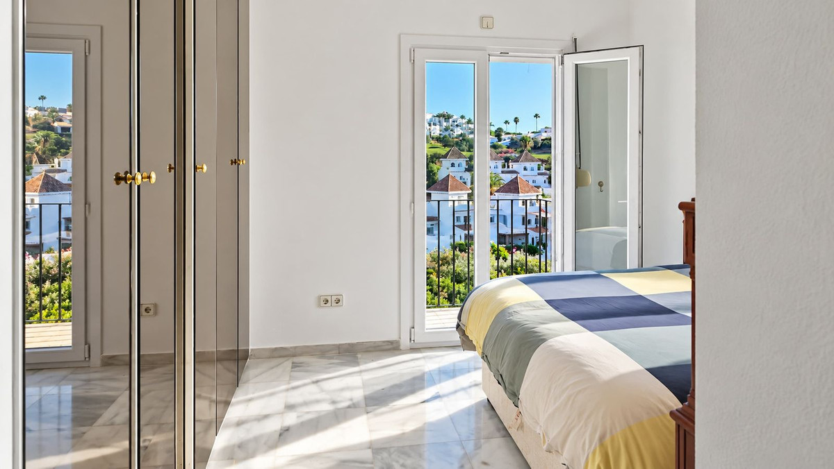 Appartement te koop in La Duquesa | 2 slaapkamers H5492344