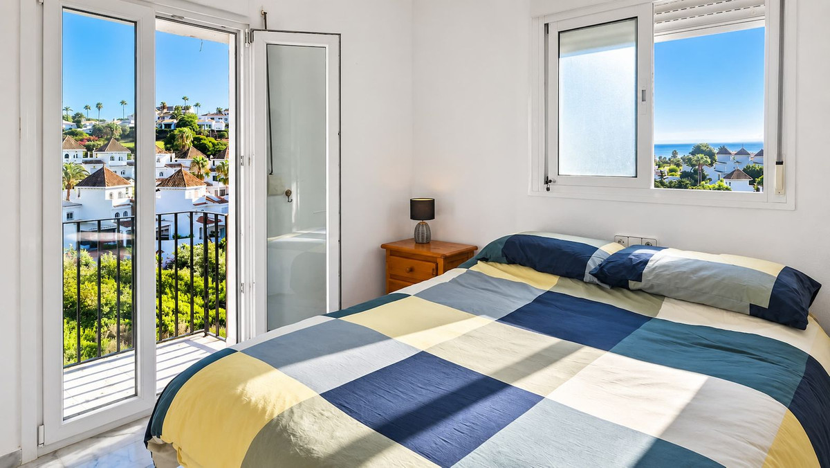 Appartement te koop in La Duquesa | 2 slaapkamers H5492344