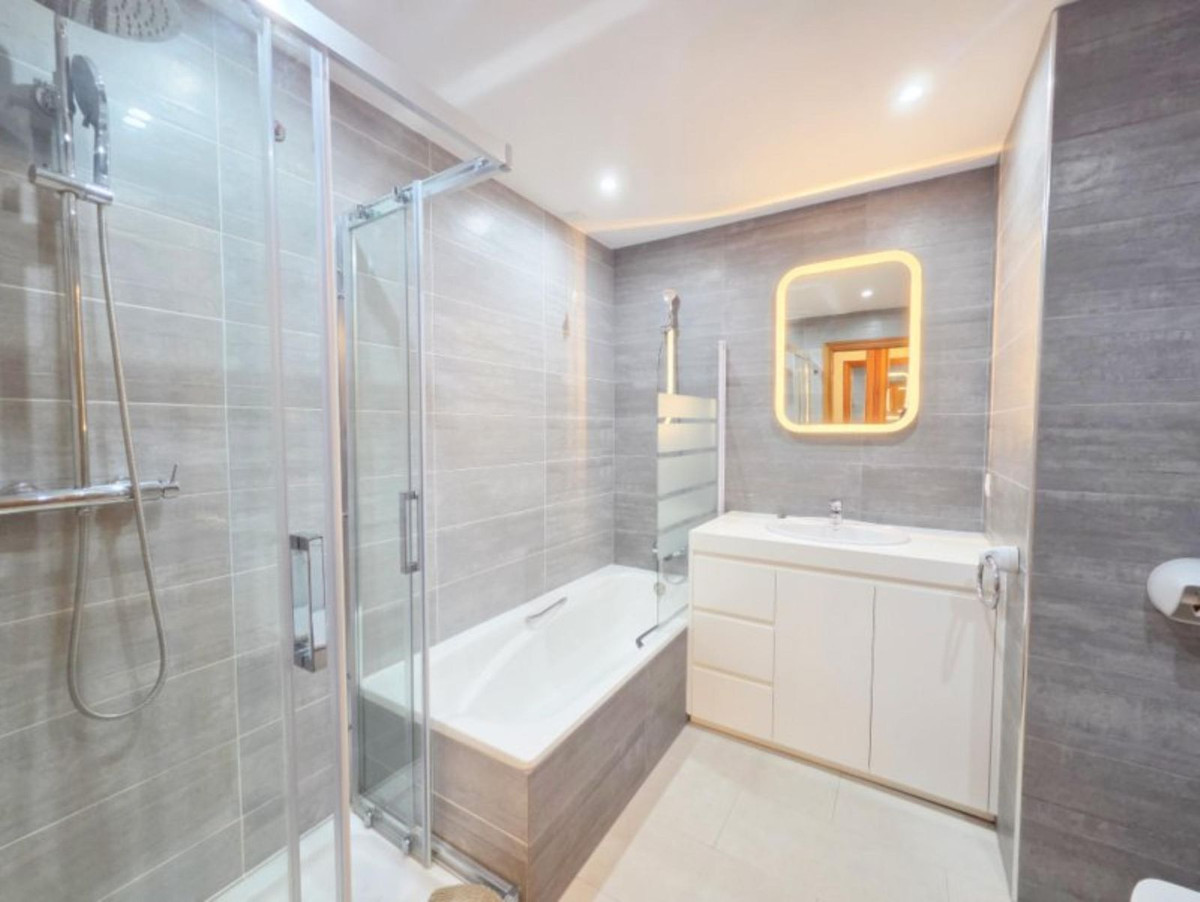 Appartement te koop in La Duquesa | 3 slaapkamers H5517520