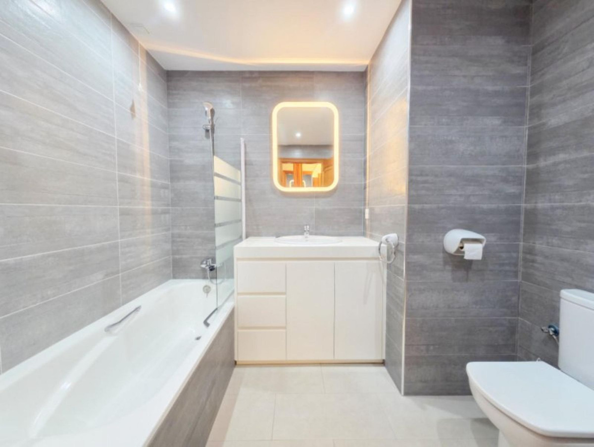 Appartement te koop in La Duquesa | 3 slaapkamers H5517520