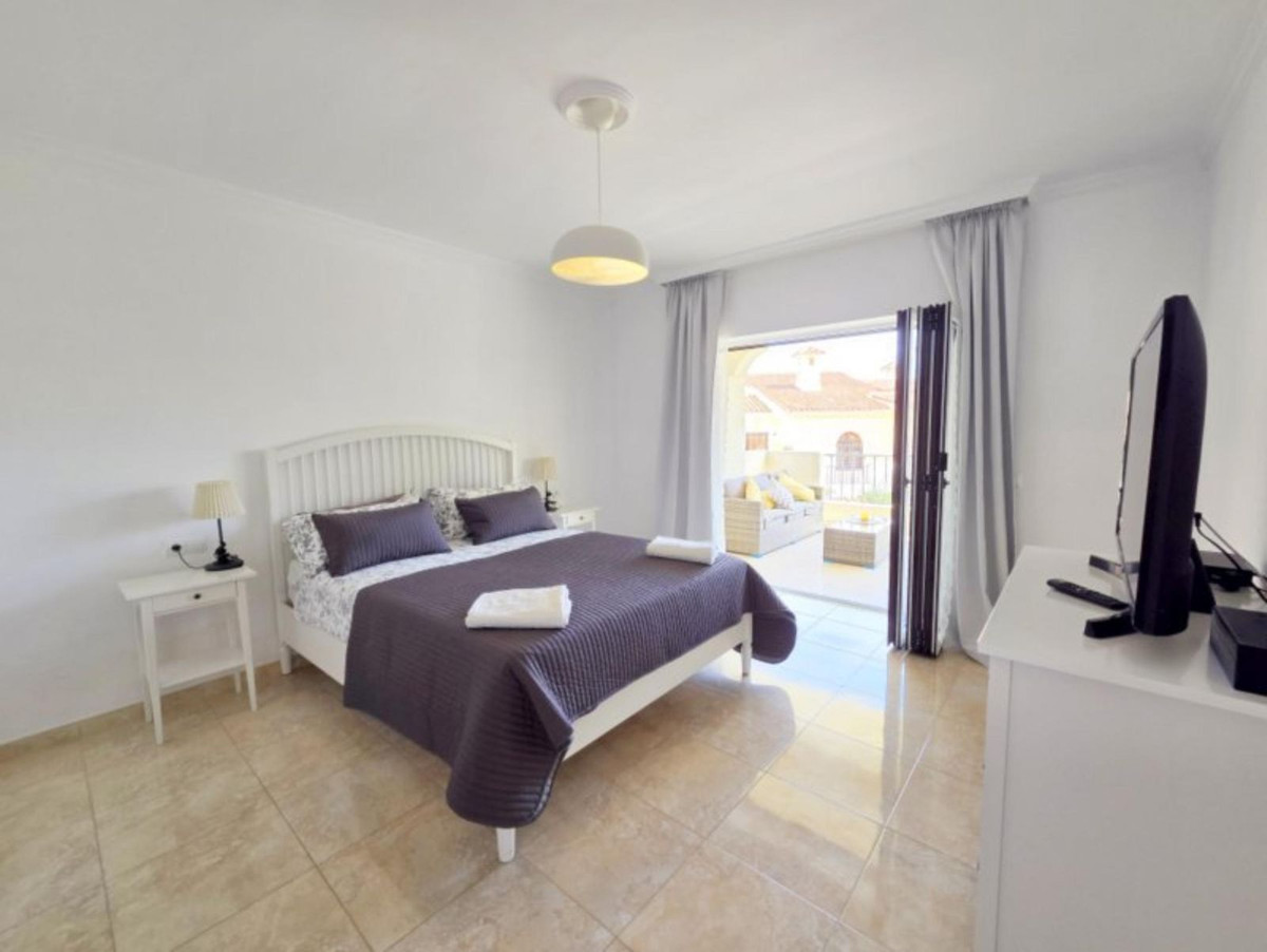 Appartement te koop in La Duquesa | 3 slaapkamers H5517520