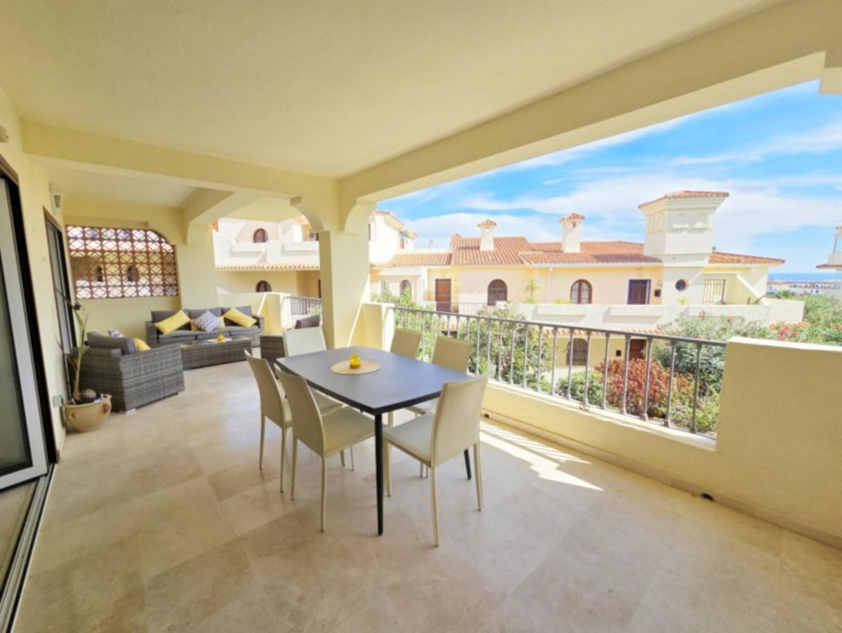 Appartement te koop in La Duquesa | 3 slaapkamers H5517520
