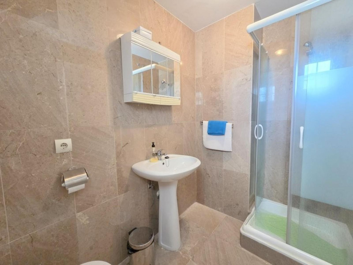 Appartement te koop in La Duquesa | 2 slaapkamers H5517529