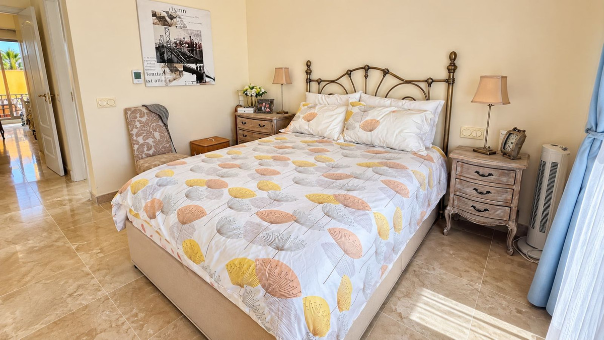 Penthouse te koop in La Duquesa | 2 slaapkamers H5520025